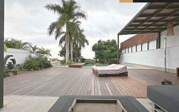 Property slide 17