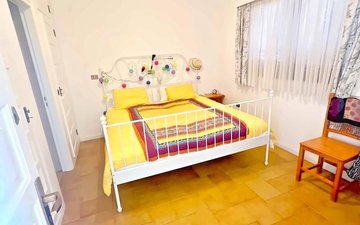 Property slide 8