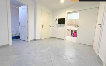 Property slide 45