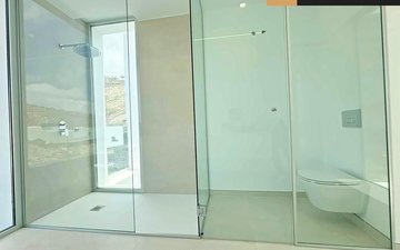Property slide 20