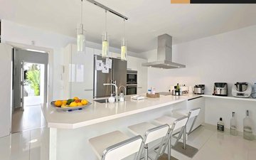 Property slide 20