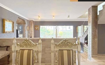 Property slide 51
