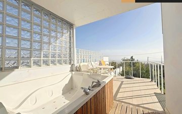 Property slide 19
