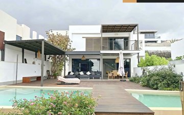 Property slide 4