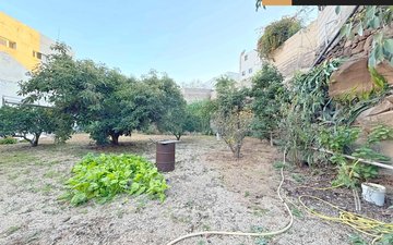Property slide 22