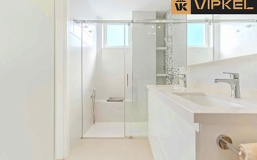 Property slide 19