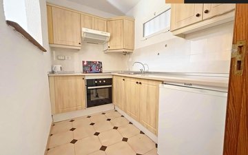 Property slide 21