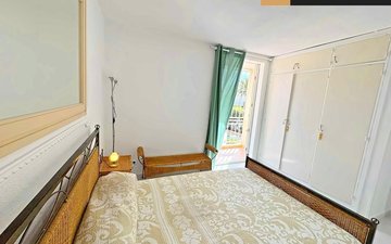 Property slide 30