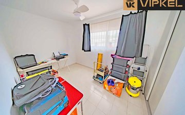 Property slide 24