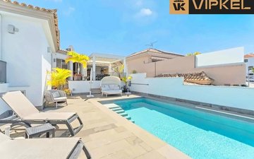 Property slide 10
