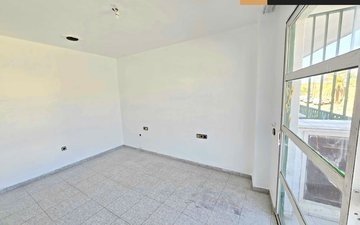 Property slide 14