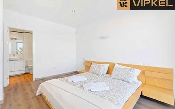 Property slide 25