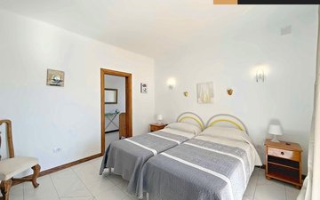 Property slide 32