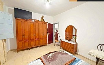 Property slide 9