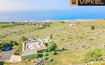 Property slide 48