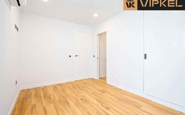 Property slide 5