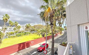 Property slide 20