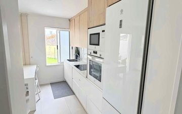 Property slide 19