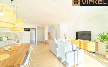 Property slide 10