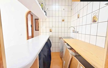Property slide 17