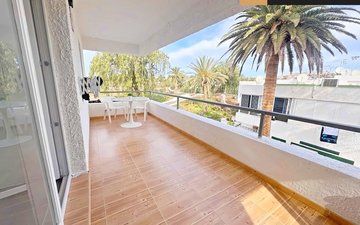 Property slide 25