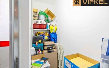 Property slide 35