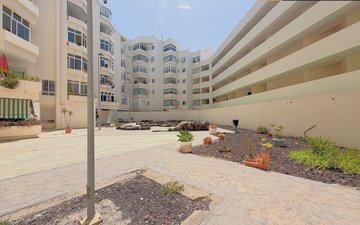 Property slide 25