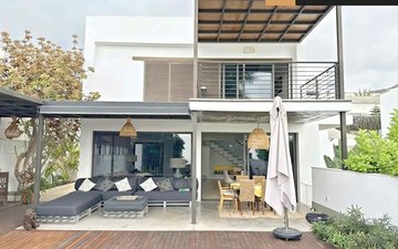 Property slide 15