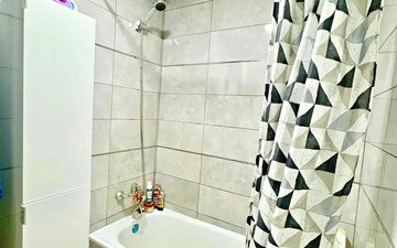 Property slide 16