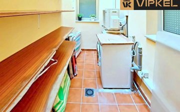 Property slide 18