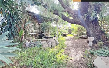 Property slide 42