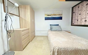 Property slide 22