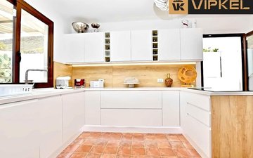 Property slide 27