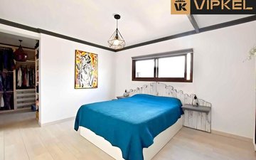Property slide 38
