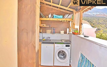 Property slide 14