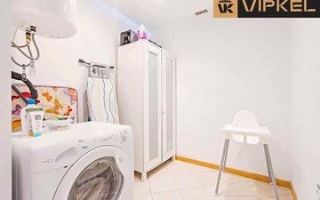 Property slide 10