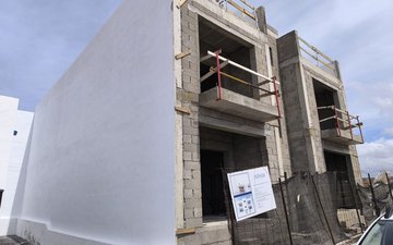 Property slide 16