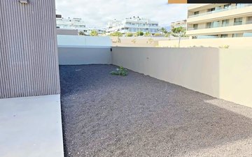 Property slide 40