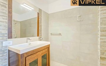 Property slide 41