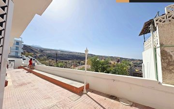Property slide 24