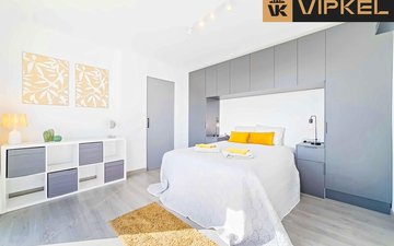 Property slide 20