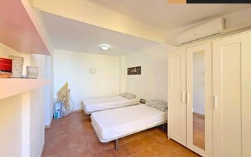Property slide 16