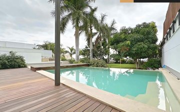 Property slide 14