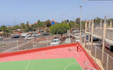 Property slide 40
