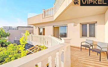 Property slide 20