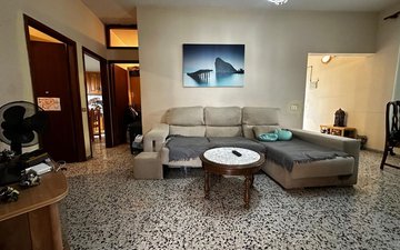 Property slide 17