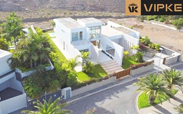Property slide 39