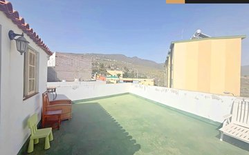 Property slide 17