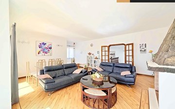 Property slide 14