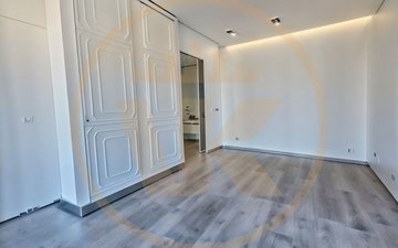 Property slide 23